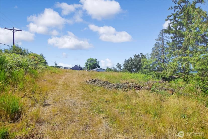 Property photo for 30320 Pioneer Highway, Stanwood photo 38