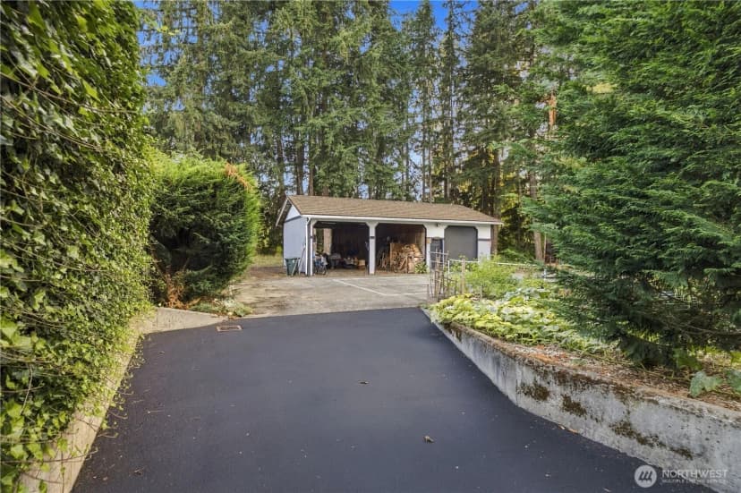 Property photo for 18115 Ne 113th Street, Redmond photo 29