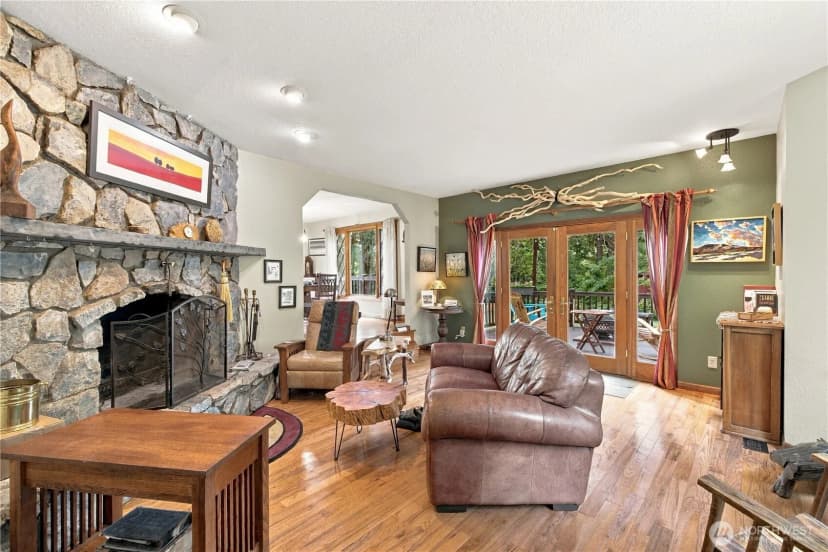 Property photo for 18115 Ne 113th Street, Redmond photo 8