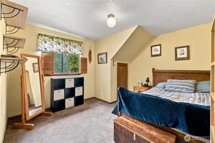 Property photo for 18115 Ne 113th Street, Redmond photo 19
