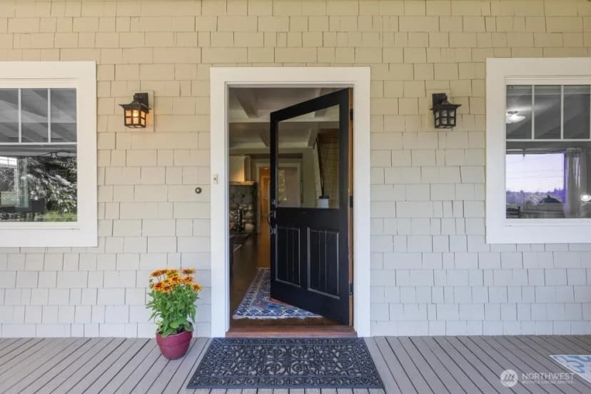 Property photo for 9376 Endicott Street Ne, Bainbridge Island photo 6
