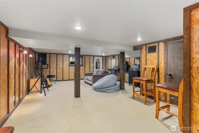 Property photo for 9376 Endicott Street Ne, Bainbridge Island photo 4