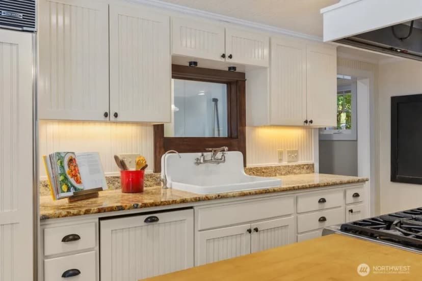 Property photo for 9376 Endicott Street Ne, Bainbridge Island photo 13