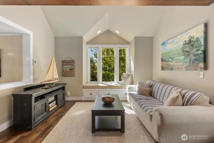 Property photo for 9376 Endicott Street Ne, Bainbridge Island photo 16