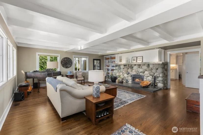 Property photo for 9376 Endicott Street Ne, Bainbridge Island photo 8