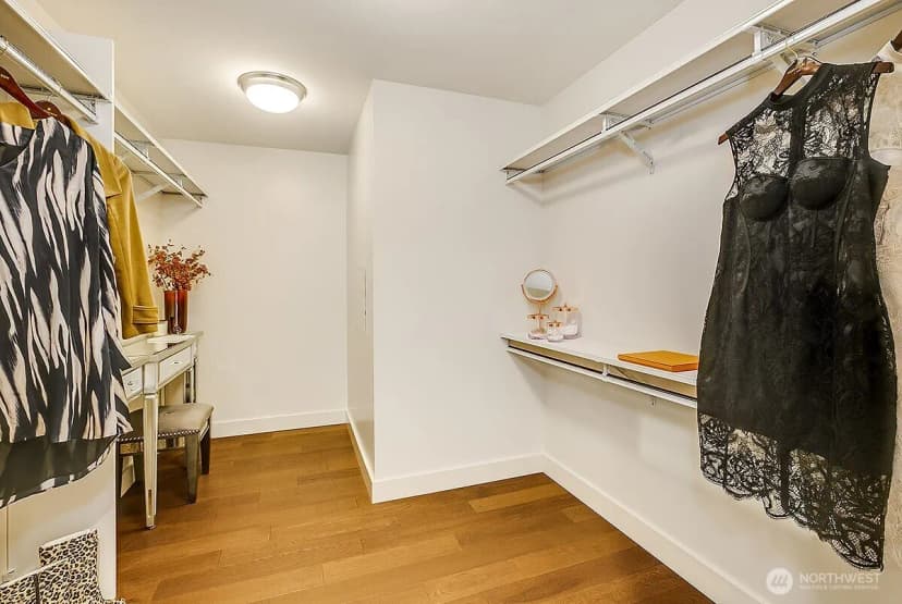 Property photo for 583 Battery Street #3701n, Seattle photo 15