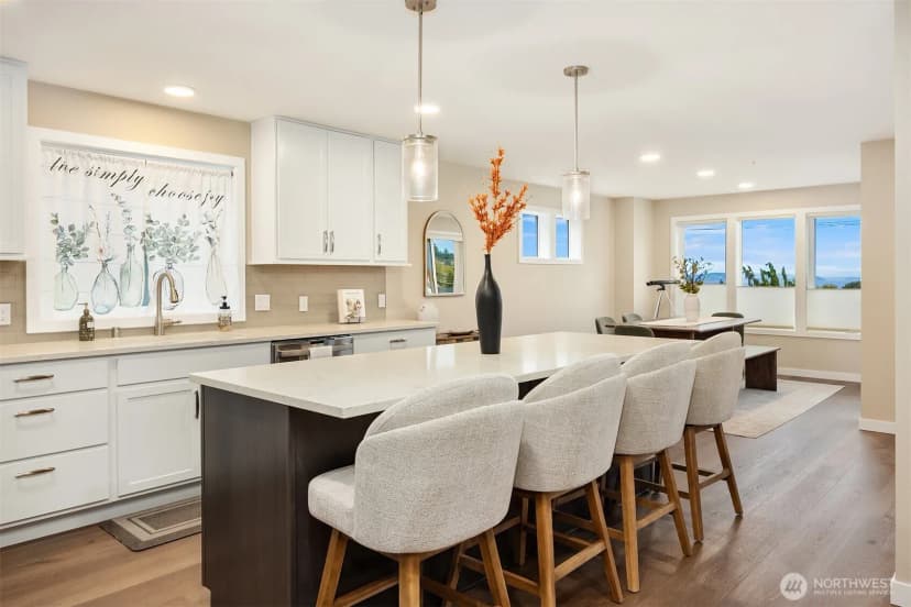 Property photo for 550 Paradise Lane #b201, Edmonds photo 7