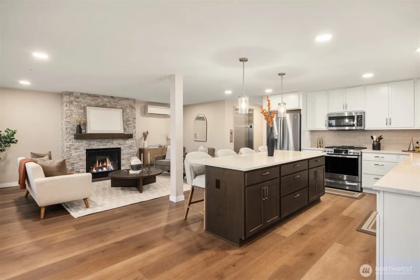 Property photo for 550 Paradise Lane #b201, Edmonds photo 3