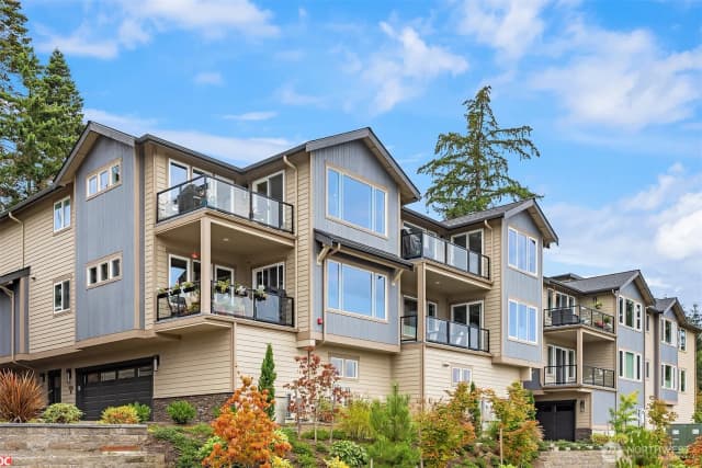 Property photo for 550 Paradise Lane #b201, Edmonds photo 2