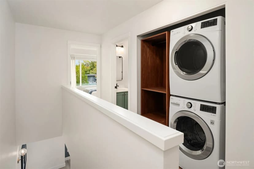 Property photo for 21216 Se 42nd Lane, Issaquah photo 21