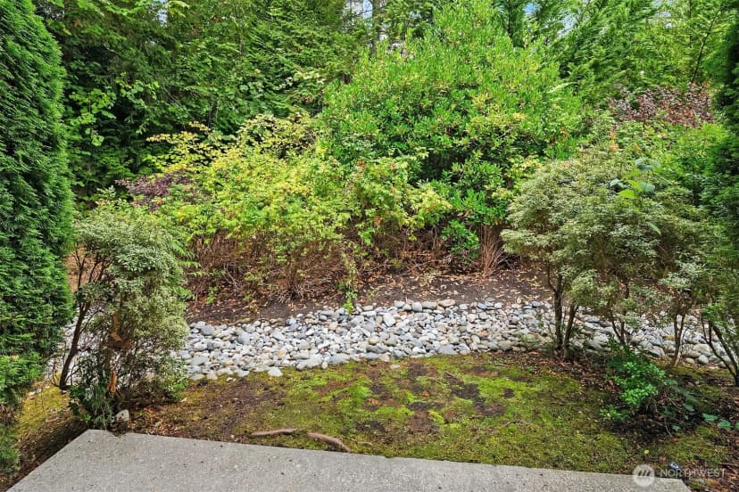 Property photo for 21216 Se 42nd Lane, Issaquah photo 3