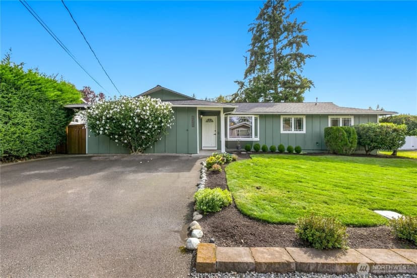 Property photo for 19032 86th Avenue Ne, Bothell photo 2