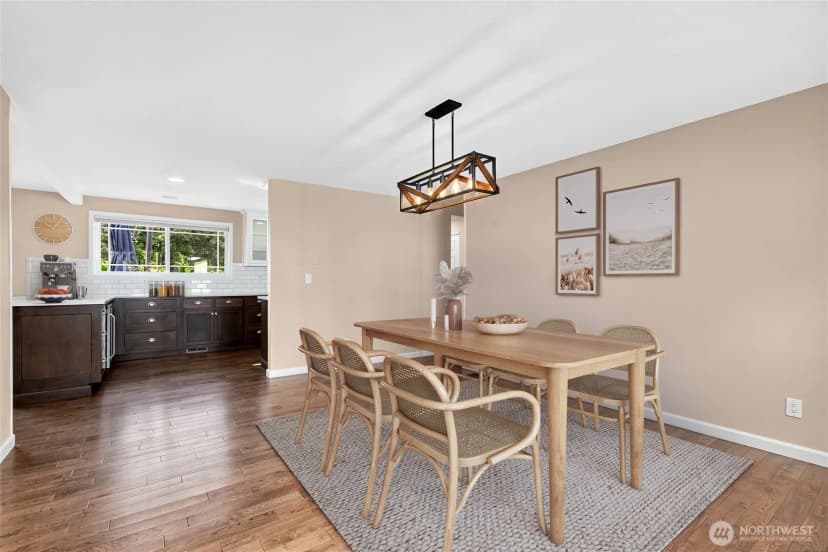 Property photo for 19032 86th Avenue Ne, Bothell photo 5