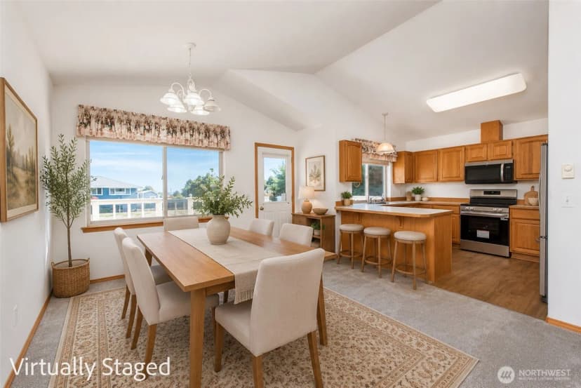 Property photo for 100 Bay View St, Sequim photo 6