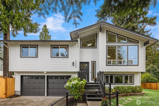 Property photo for 6008 116th Ave Ne, Kirkland