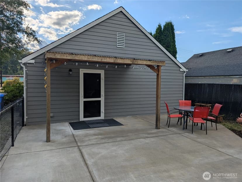 Property photo for 1419 14th Street Sw, Puyallup photo 13