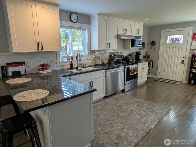 Property photo for 1419 14th Street Sw, Puyallup photo 6