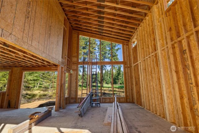 Property photo for 1060 Larkspur Loop, Cle Elum photo 4