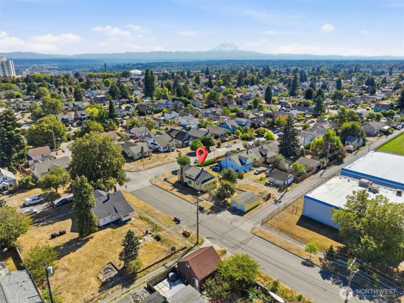 Property photo for 1702 S Ainsworth Avenue, Tacoma photo 30