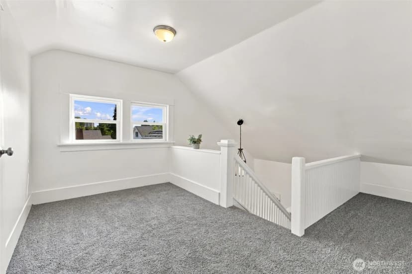Property photo for 1702 S Ainsworth Avenue, Tacoma photo 19