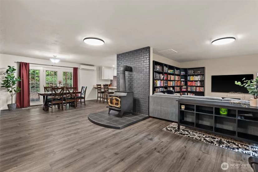 Property photo for 8221 164th Street Nw, Gig Harbor photo 6