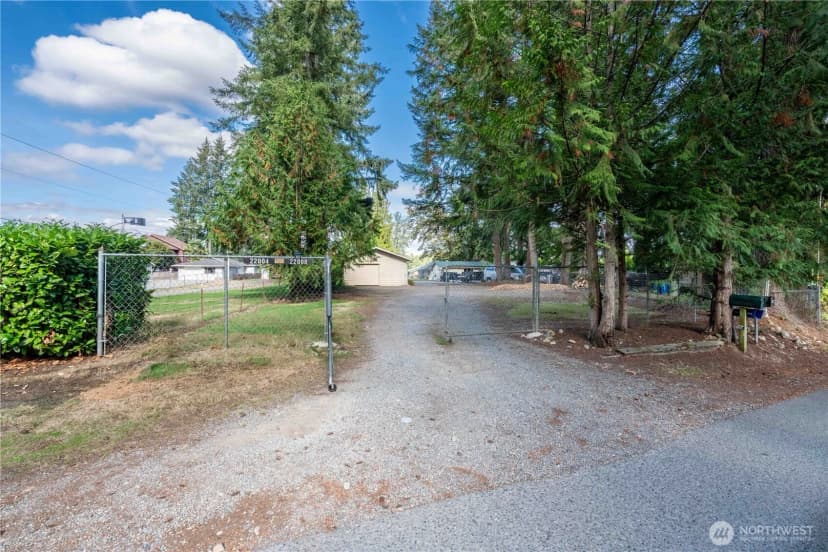 Property photo for 22004 Se 295th Place, Black Diamond photo 11