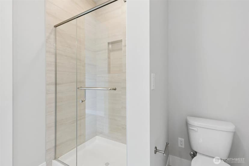 Property photo for 13940 Ne 123rd Way #304, Redmond photo 15