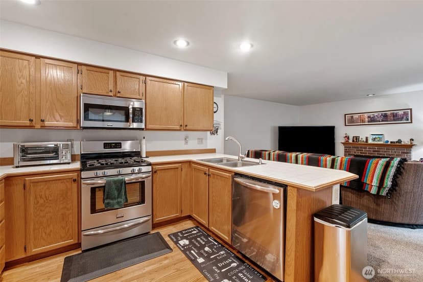 Property photo for 4639 Sw 328th Place, Federal Way photo 5