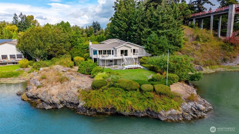Property photo for 100 Samish Place, La Conner