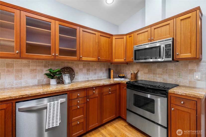 Property photo for 100 Samish Place, La Conner photo 10