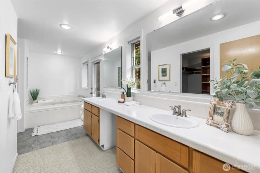Property photo for 100 Samish Place, La Conner photo 15