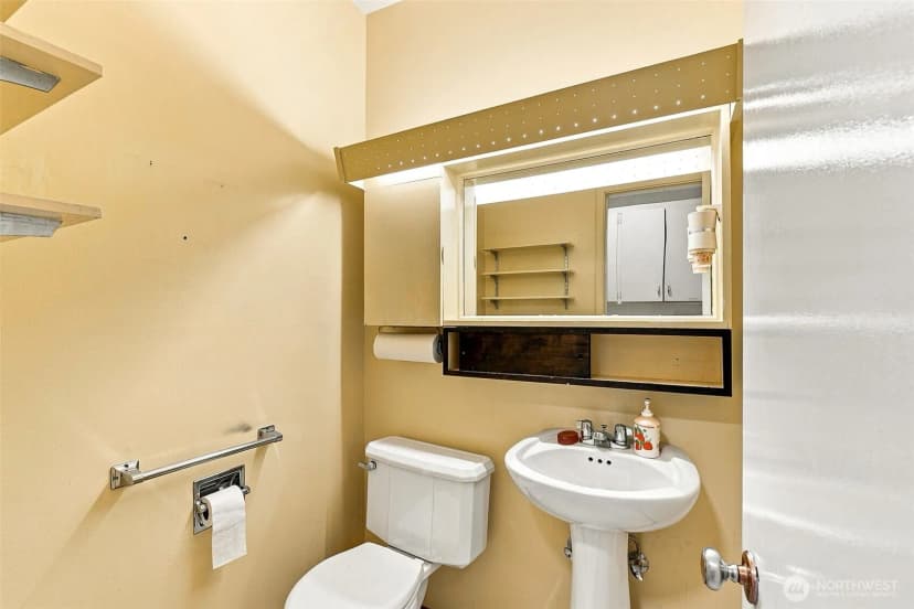 Property photo for 15427 Se 9th Street, Bellevue photo 11