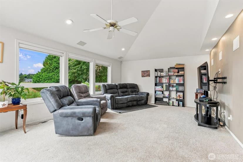 Property photo for 8285 Cowichan Road, Blaine photo 25