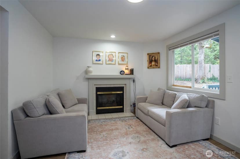Property photo for 10023 Angle Lane Sw, Lakewood photo 20