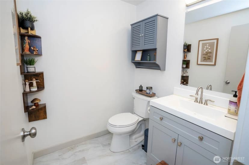 Property photo for 10023 Angle Lane Sw, Lakewood photo 30