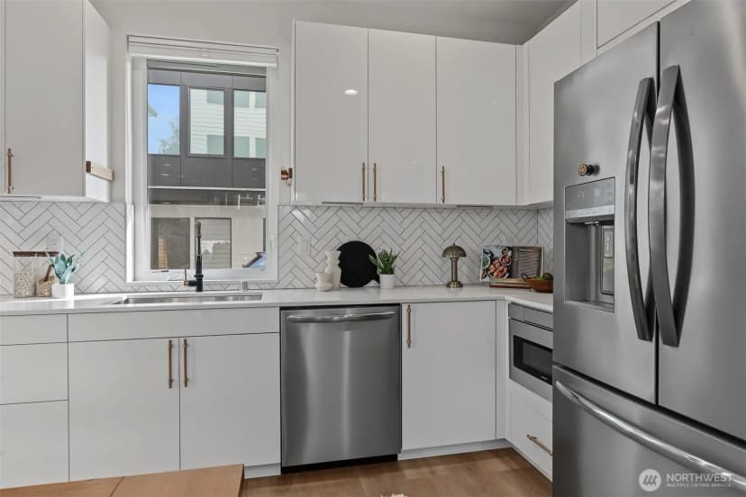 Property photo for 2429 Nw 64th Street #a, Seattle photo 16