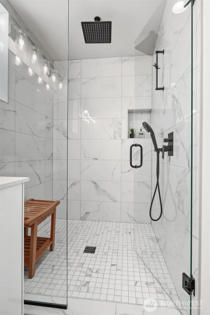 Property photo for 2429 Nw 64th Street #a, Seattle photo 27