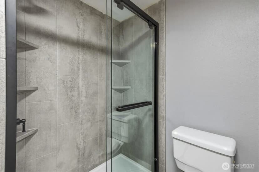 Property photo for 4400 Ocean Beach Highway #33, Longview photo 18