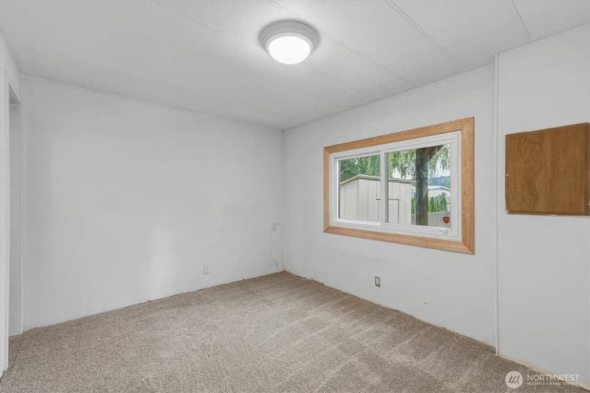 Property photo for 4400 Ocean Beach Highway #33, Longview photo 19