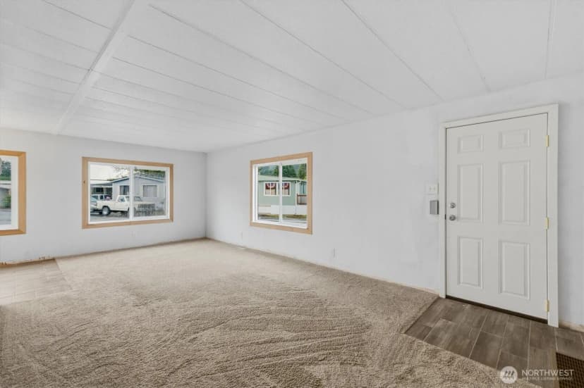 Property photo for 4400 Ocean Beach Highway #33, Longview photo 5