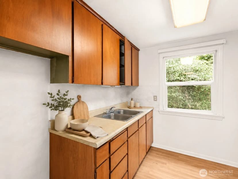 Property photo for 406 Windsor Way Ne, Renton photo 15