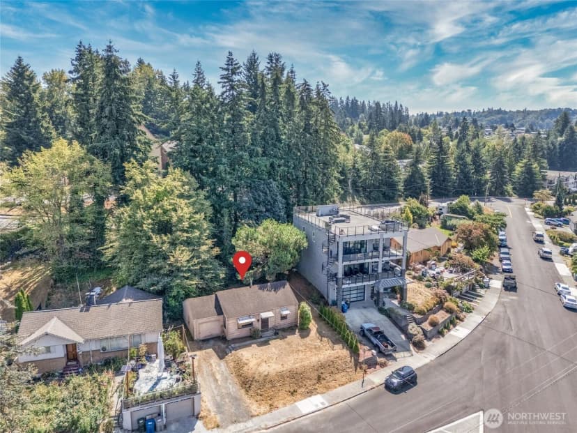 Property photo for 406 Windsor Way Ne, Renton
