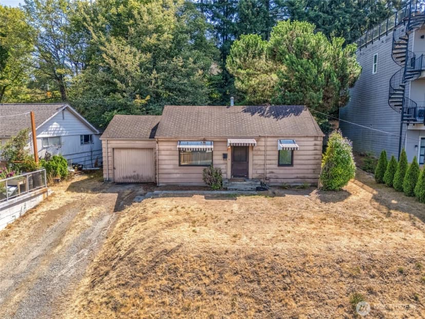 Property photo for 406 Windsor Way Ne, Renton