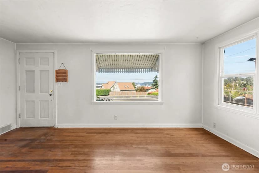 Property photo for 406 Windsor Way Ne, Renton photo 12