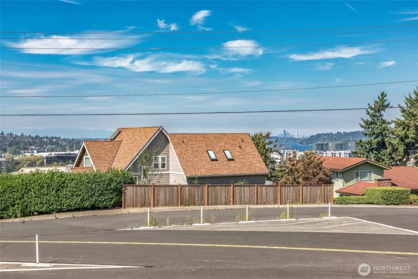 Property photo for 406 Windsor Way Ne, Renton photo 33