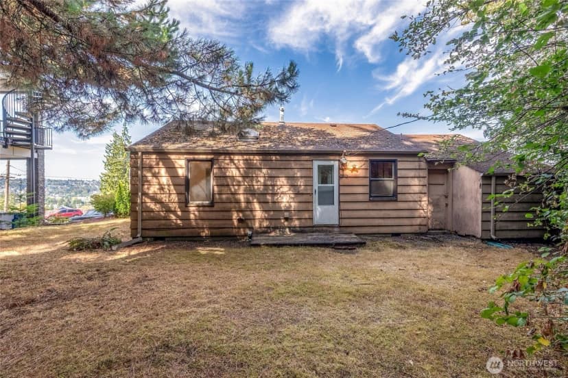 Property photo for 406 Windsor Way Ne, Renton photo 31