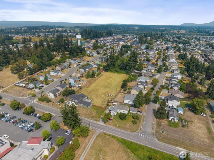 Property photo for 7325 276th Street Nw, Stanwood photo 28