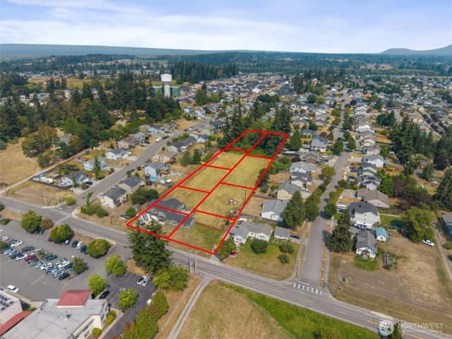 Property photo for 7325 276th Street Nw, Stanwood photo 3