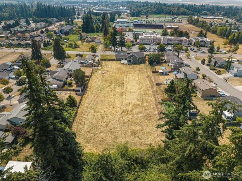 Property photo for 7325 276th Street Nw, Stanwood photo 37