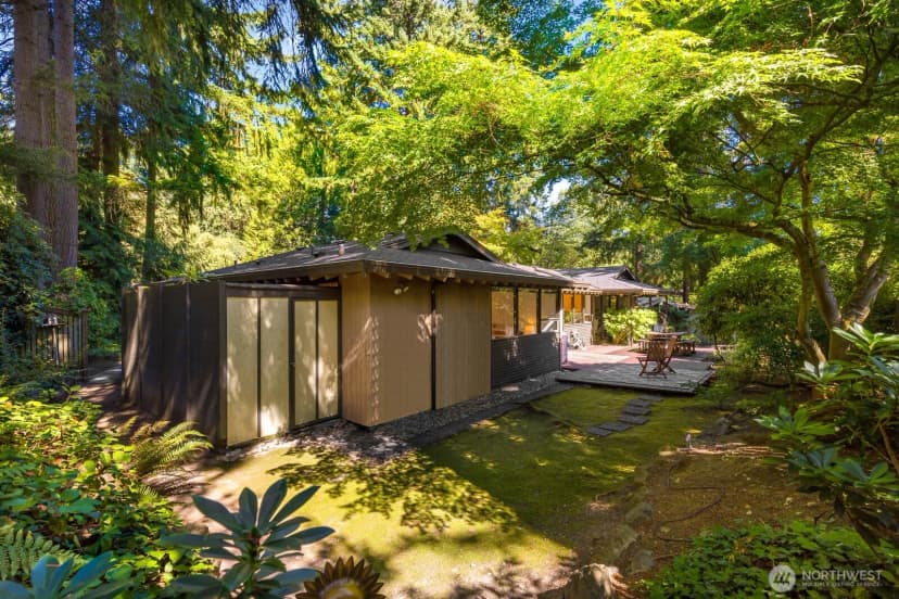 Property photo for 7443 Ne 123rd Place, Kirkland photo 32